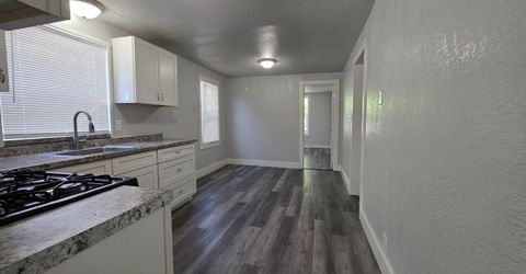 1810 E Flora St, Stockton, CA 95205 Photo