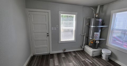 1810 E Flora St, Stockton, CA 95205 Photo