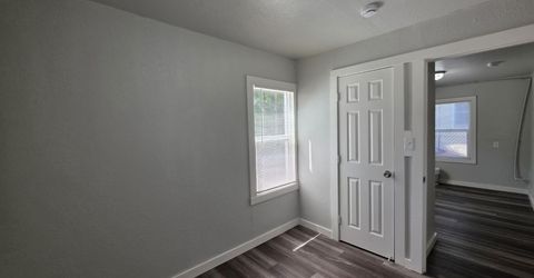 1810 E Flora St, Stockton, CA 95205 Photo