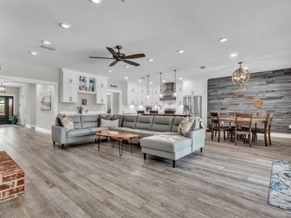 107 Countri Ln Cantonment, FL 32533
