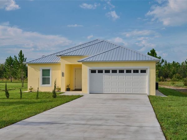 2581 POINCIANA DRIVE, INDIAN LAKE ESTATES, FL 33855