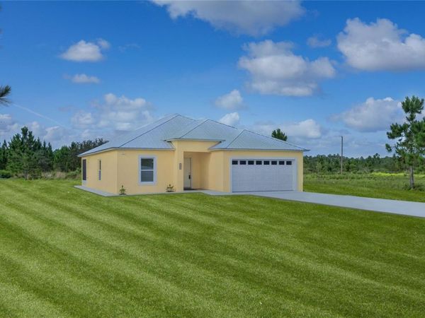 2581 POINCIANA DRIVE, INDIAN LAKE ESTATES, FL 33855