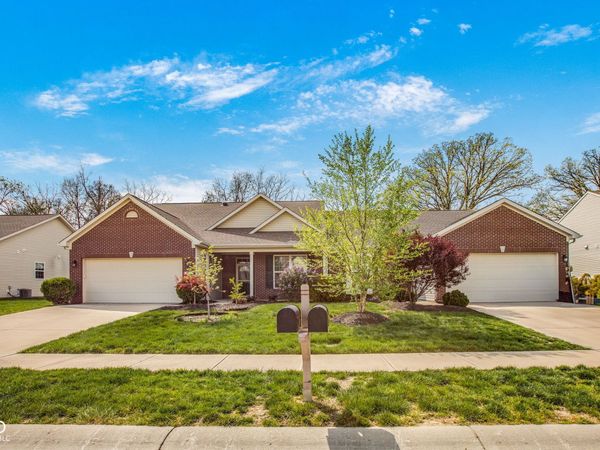 388 Angelina Way , Avon, IN 46123