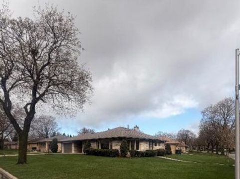 Main Photo