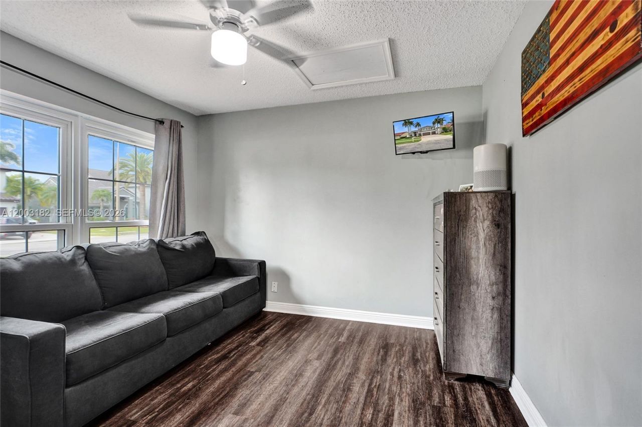 19387 NW 13th St , Pembroke Pines, FL 33029 Photo