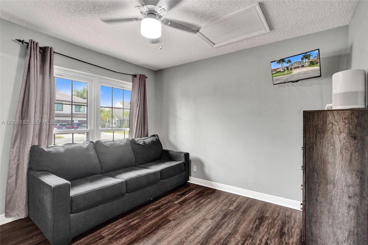 19387 NW 13th St , Pembroke Pines, FL 33029 Photo