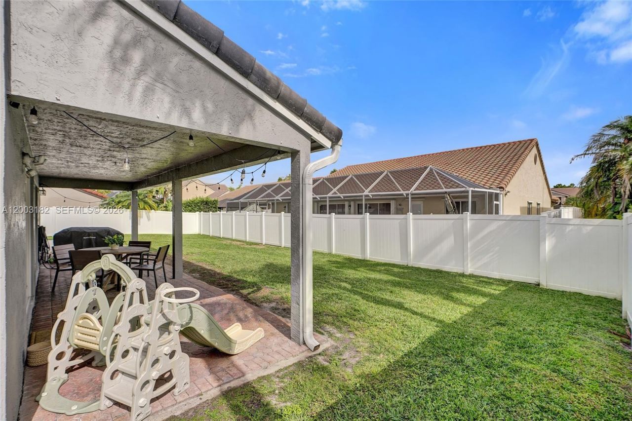 19387 NW 13th St , Pembroke Pines, FL 33029 Photo