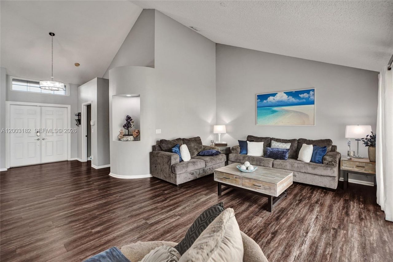 19387 NW 13th St , Pembroke Pines, FL 33029 Photo