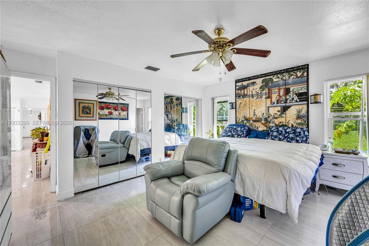 8135 NW 39th St , Coral Springs, FL 33065 Photo