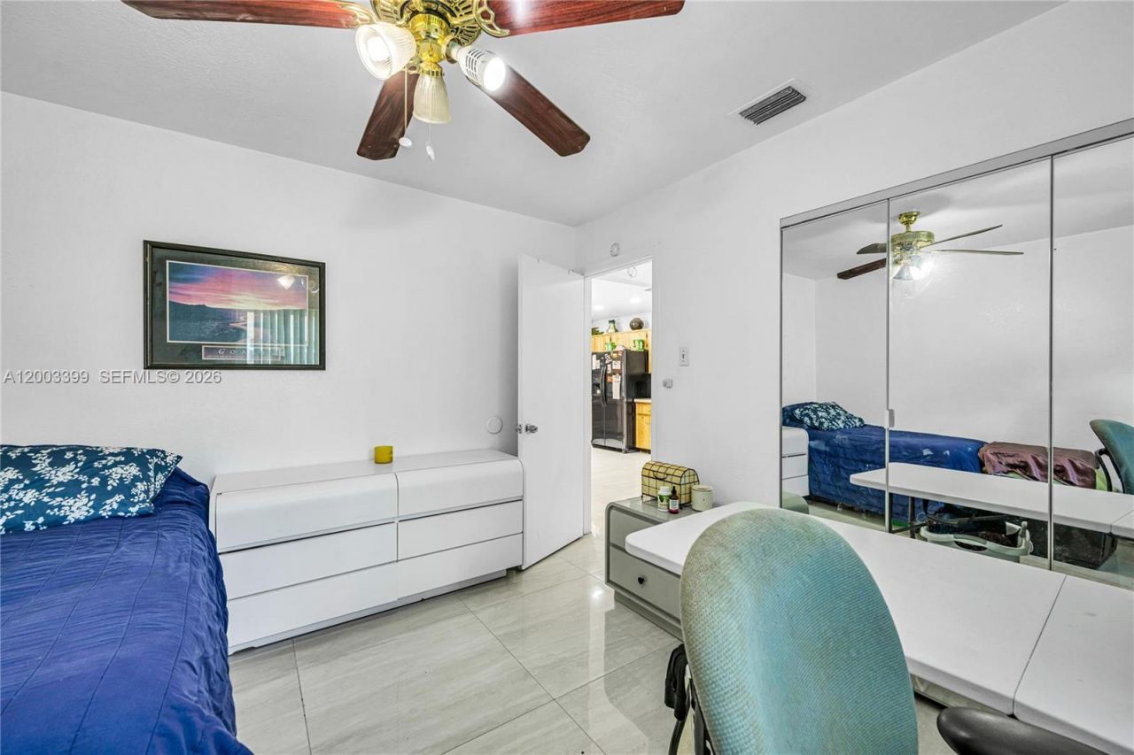 8135 NW 39th St , Coral Springs, FL 33065 Photo