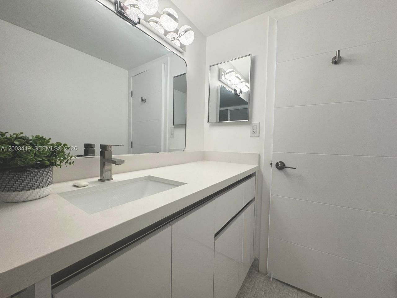 3800 S Ocean Dr, Unit 1710, Hollywood, FL 33019 Photo