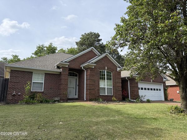 237 Executive Drive , Jackson, TN 38305