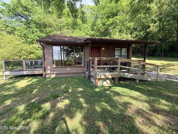 4017 Freemason St, Knoxville, TN 37917