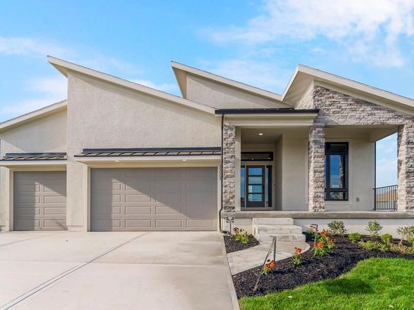 25009 W 112th Street, Olathe, KS 66061