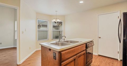 1443 W Swain Rd, Stockton, CA 95207 Photo