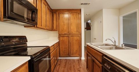 1443 W Swain Rd, Stockton, CA 95207 Photo