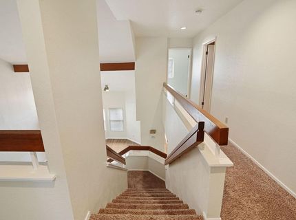 1443 W Swain Rd, Stockton, CA 95207 Photo