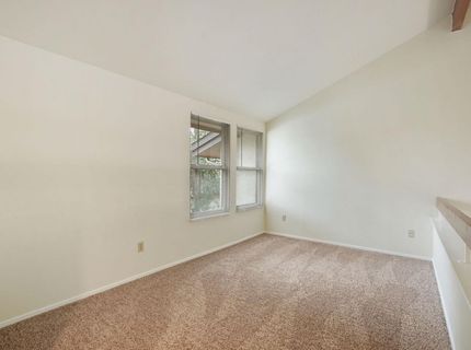 1443 W Swain Rd, Stockton, CA 95207 Photo