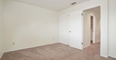 1443 W Swain Rd, Stockton, CA 95207 Photo