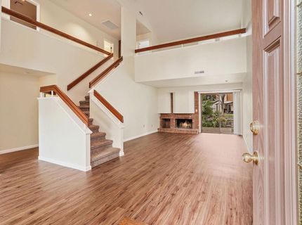 1443 W Swain Rd, Stockton, CA 95207 Photo