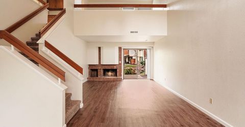 1443 W Swain Rd, Stockton, CA 95207 Photo