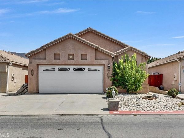 565 Berkshire, San Jacinto, CA 92583