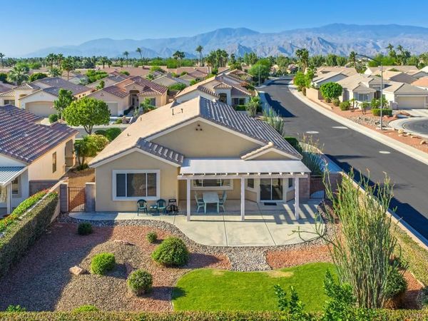 78208 Silverleaf Court, Palm Desert, CA 92211