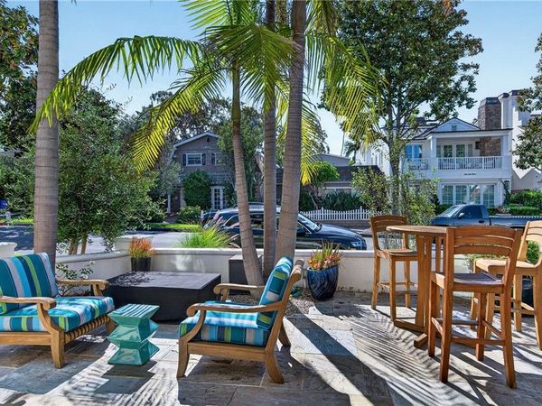 517 Fernleaf, Corona Del Mar, CA 92625