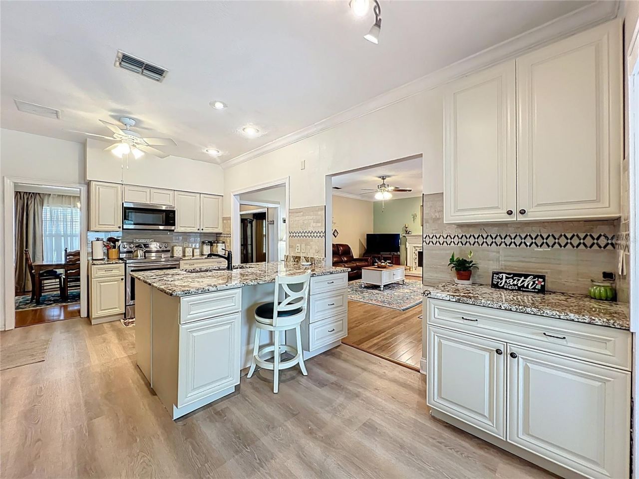 1951 Green Meadow Lane , Orlando, FL 32825 Photo