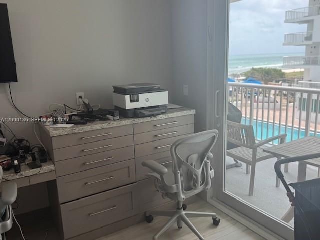5401 Collins Ave , Unit 208, Miami Beach, FL 33140 Photo