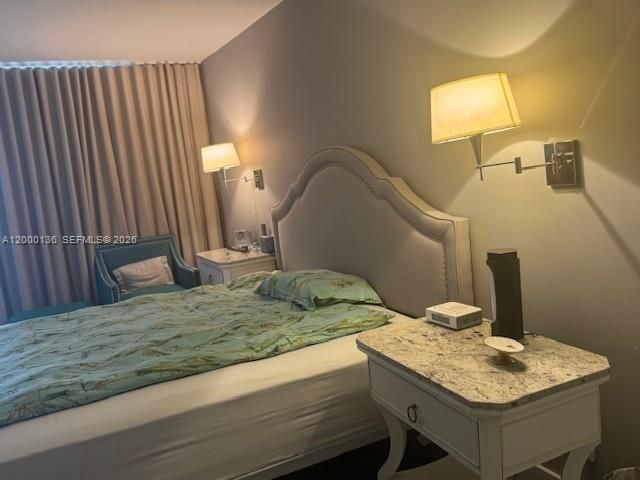 5401 Collins Ave , Unit 208, Miami Beach, FL 33140 Photo