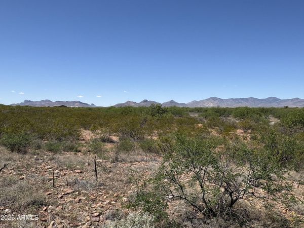 16 Acres E Valley View Trail, Unit 8, Huachuca City, AZ 85616