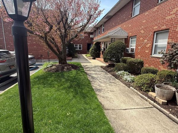 1690 Grand Avenue, Unit B2, North Baldwin, NY 11510