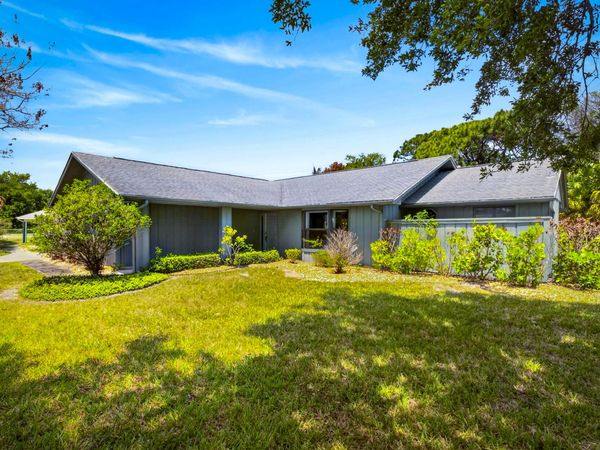 2289 SE Genoa Street, Port St. Lucie, FL 34952
