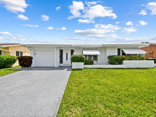 4524 NW 43rd Avenue, Tamarac, FL 33319