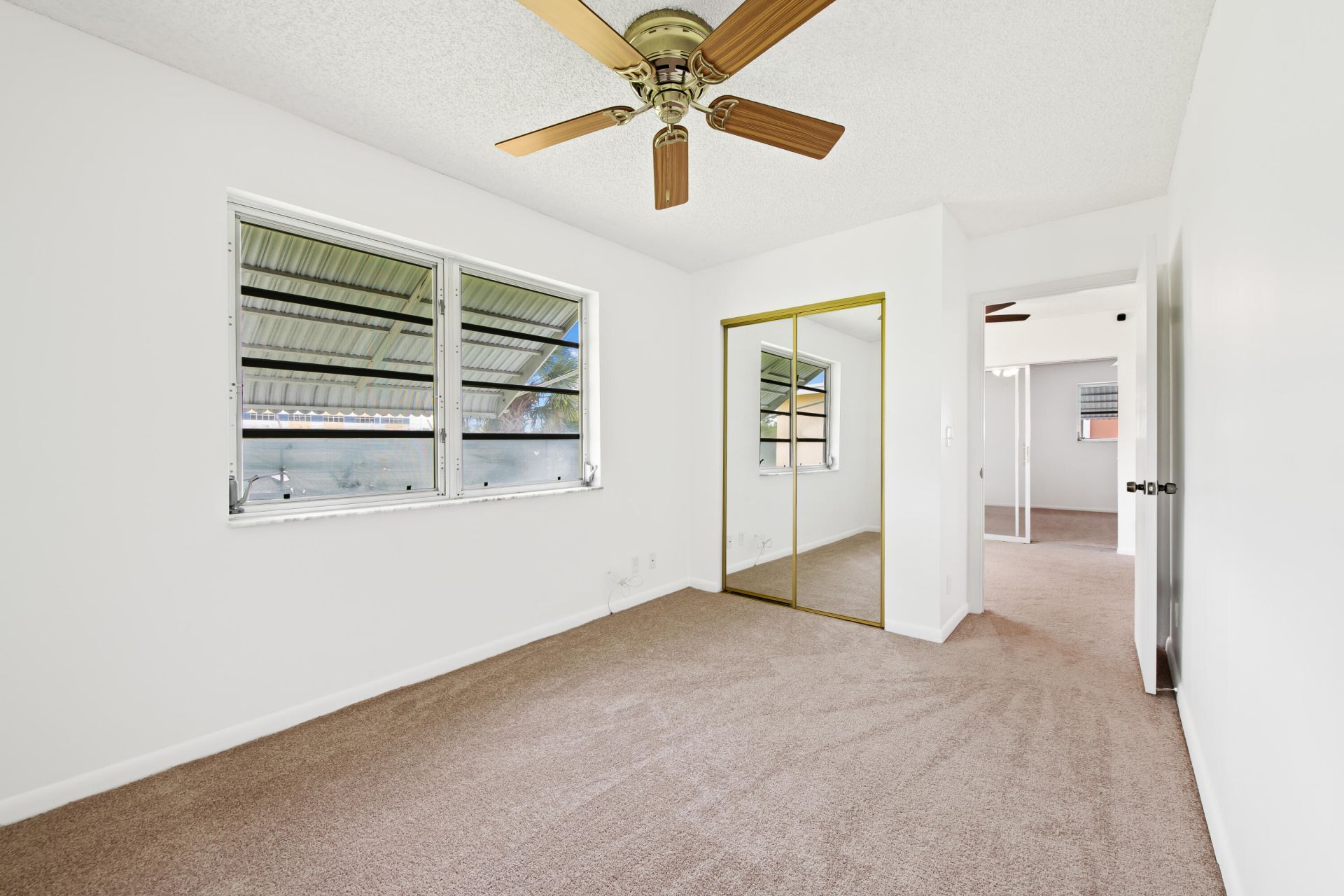 4524 NW 43rd Avenue, Tamarac, FL 33319 Photo