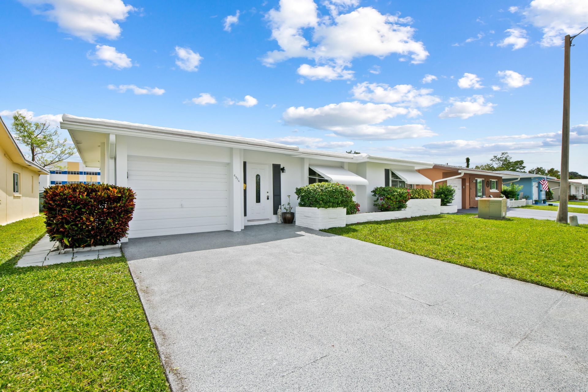 4524 NW 43rd Avenue, Tamarac, FL 33319 Photo