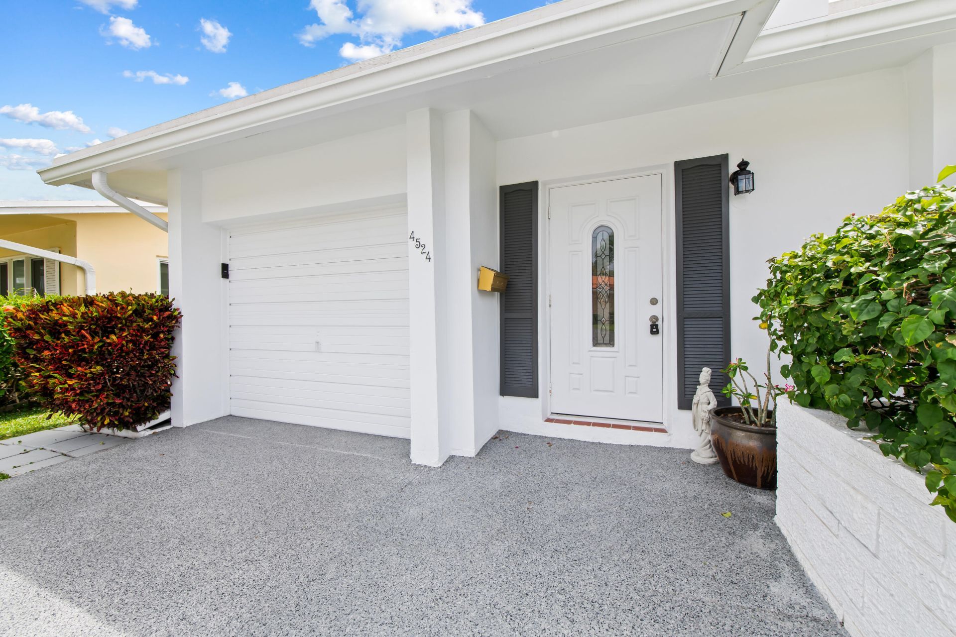 4524 NW 43rd Avenue, Tamarac, FL 33319 Photo