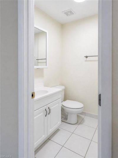 4615 Bayshore Dr, Unit E8, Naples, FL 34112 Photo