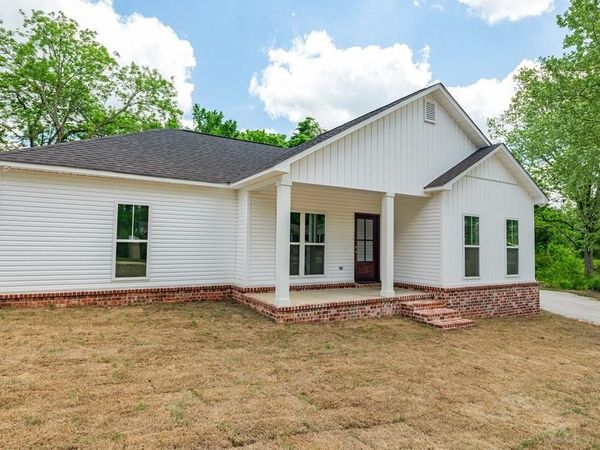 108 Griffin Street, Water Valley, MS 38965