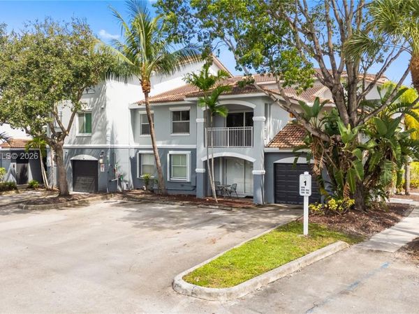9645 NW 1st Ct , Unit 1-209, Pembroke Pines, FL 33024