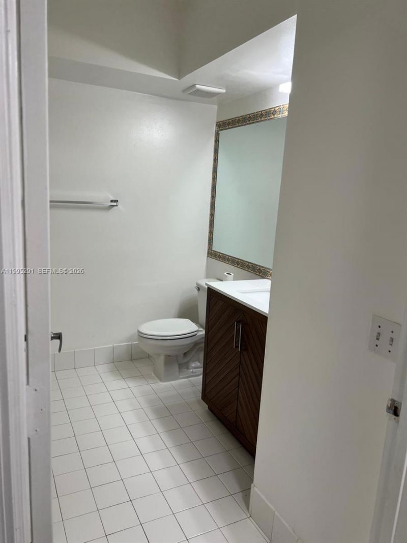 9645 NW 1st Ct , Unit 1-209, Pembroke Pines, FL 33024 Photo