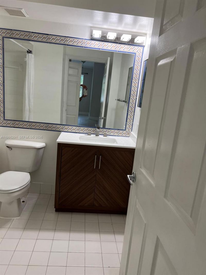 9645 NW 1st Ct , Unit 1-209, Pembroke Pines, FL 33024 Photo