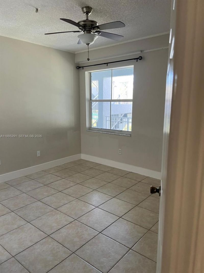 9645 NW 1st Ct , Unit 1-209, Pembroke Pines, FL 33024 Photo