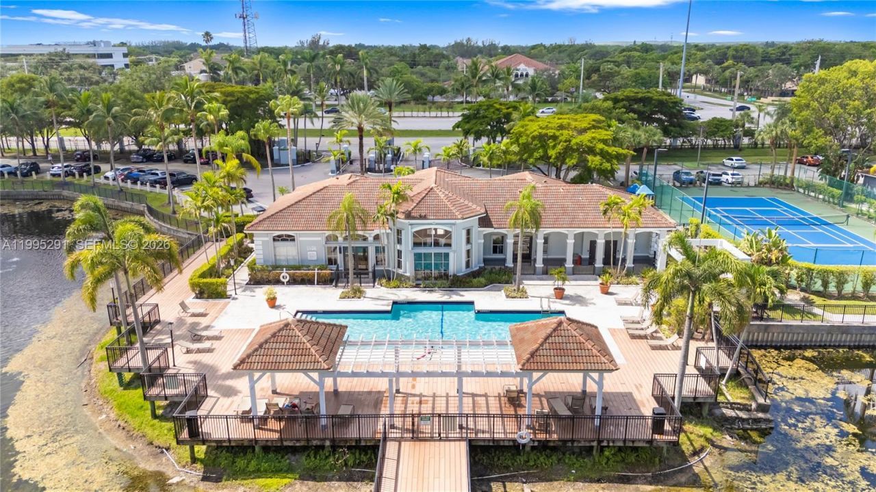 9645 NW 1st Ct , Unit 1-209, Pembroke Pines, FL 33024 Photo