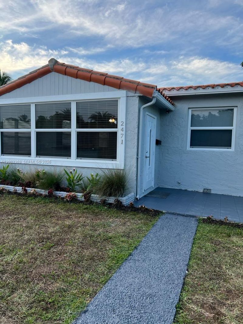 2471 Dewey St , Hollywood, FL 33020 Photo