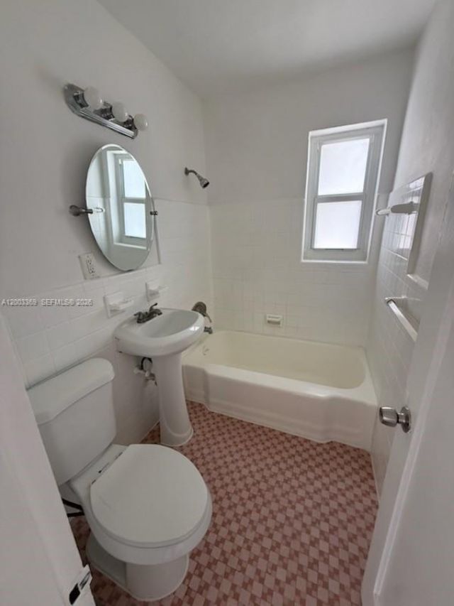 2471 Dewey St , Hollywood, FL 33020 Photo