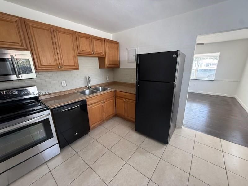 2471 Dewey St , Hollywood, FL 33020 Photo