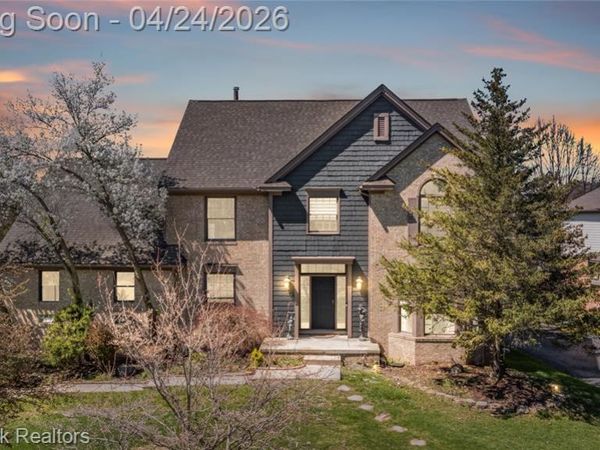 3382 Long Meadow Court, West Bloomfield Twp, MI 48324