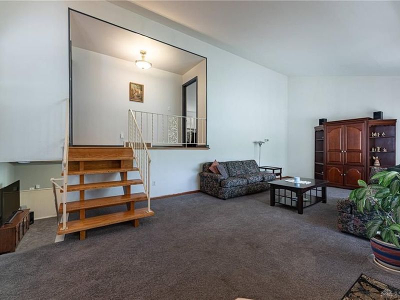 2701 Loris Drive, Miami Township, OH 45449 Photo 2